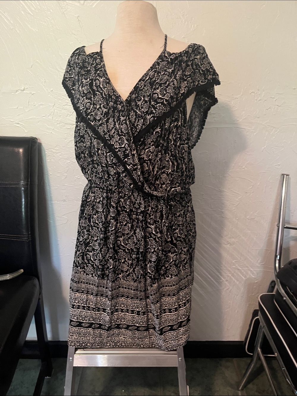 Xhilaration Black and White Paisley Midi Dress